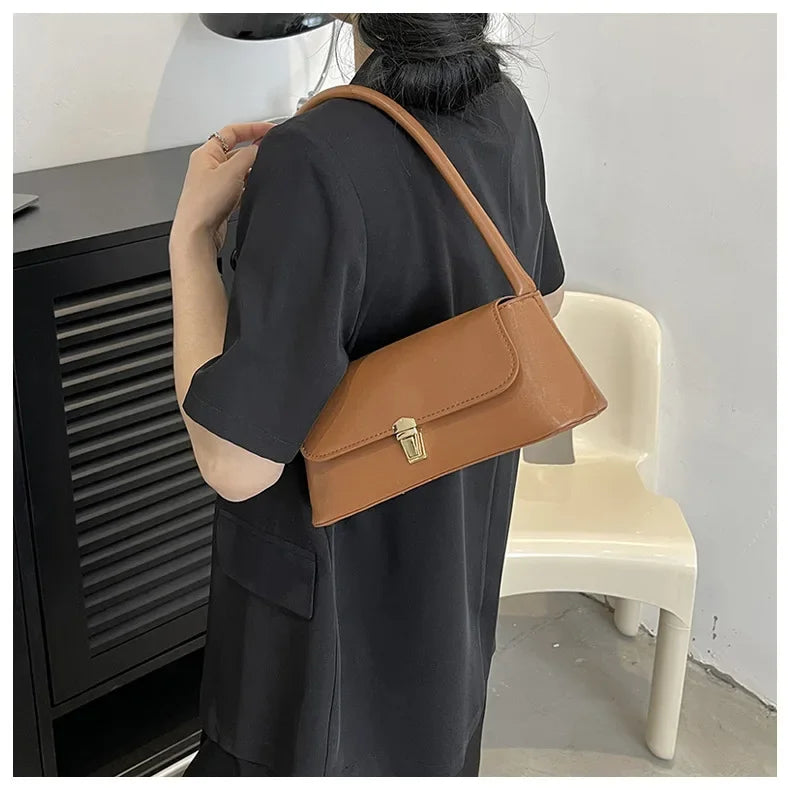 Women's Shoulder Bag Handbag Retro Underarm Bag Fashion Simple Solid Color New Hand Shoulder Bag 
