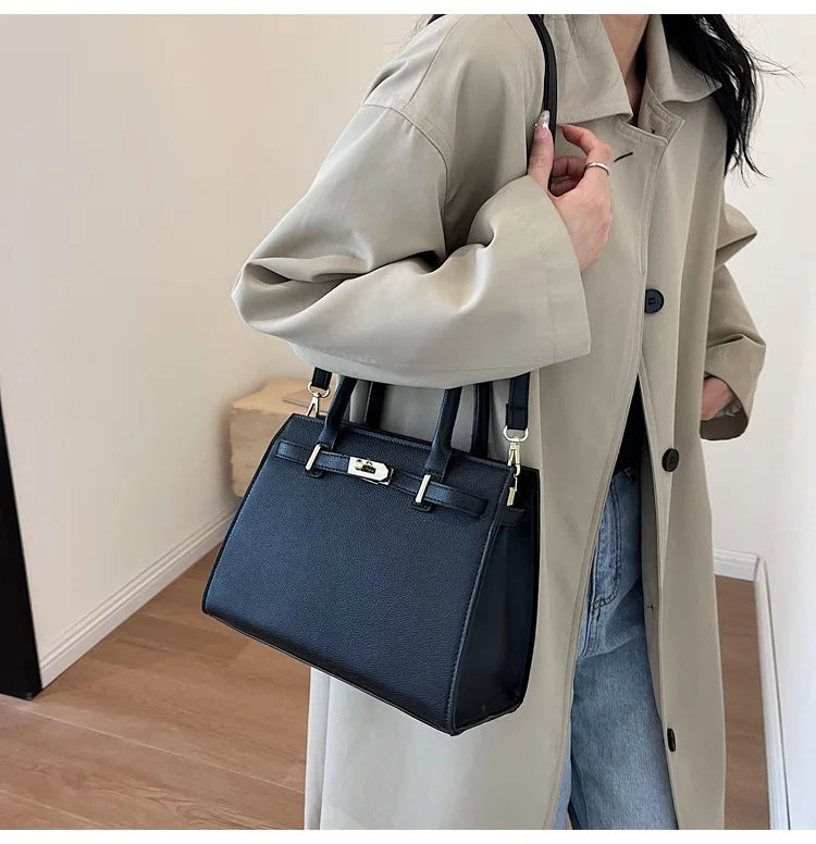 Women's bag new pillow bag woven flower denim handbag niche European and American fashion retro shoulder bag trendy women's bags 