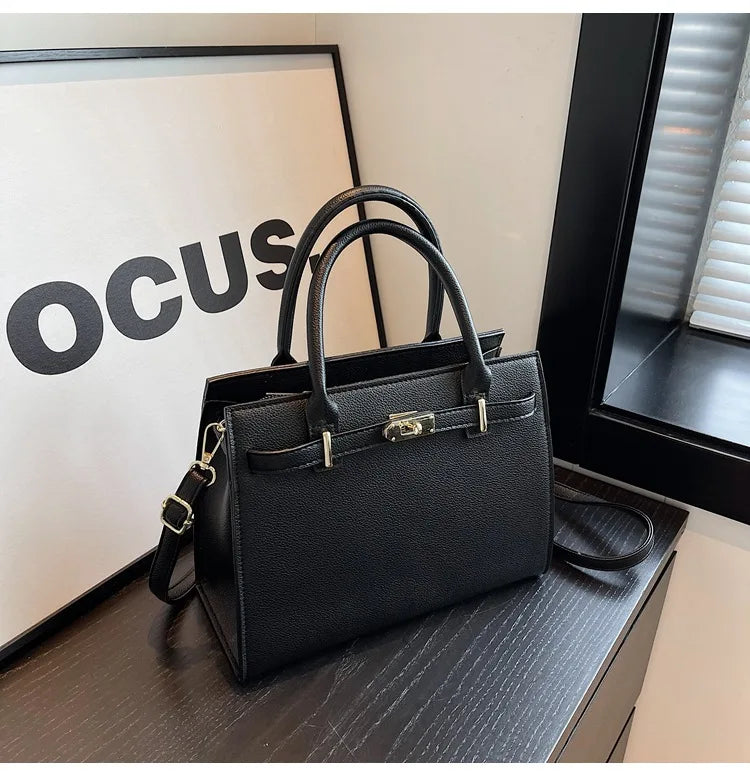 Women's bag new pillow bag woven flower denim handbag niche European and American fashion retro shoulder bag trendy women's bags 