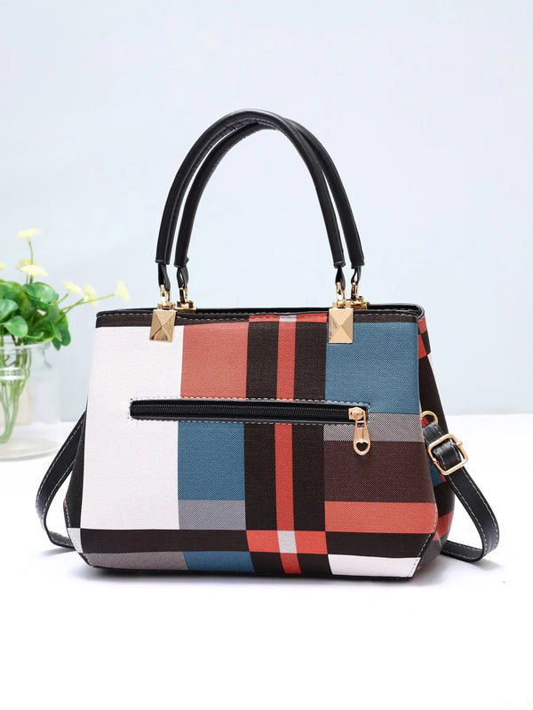 Chic Grid Shoulder Bag 